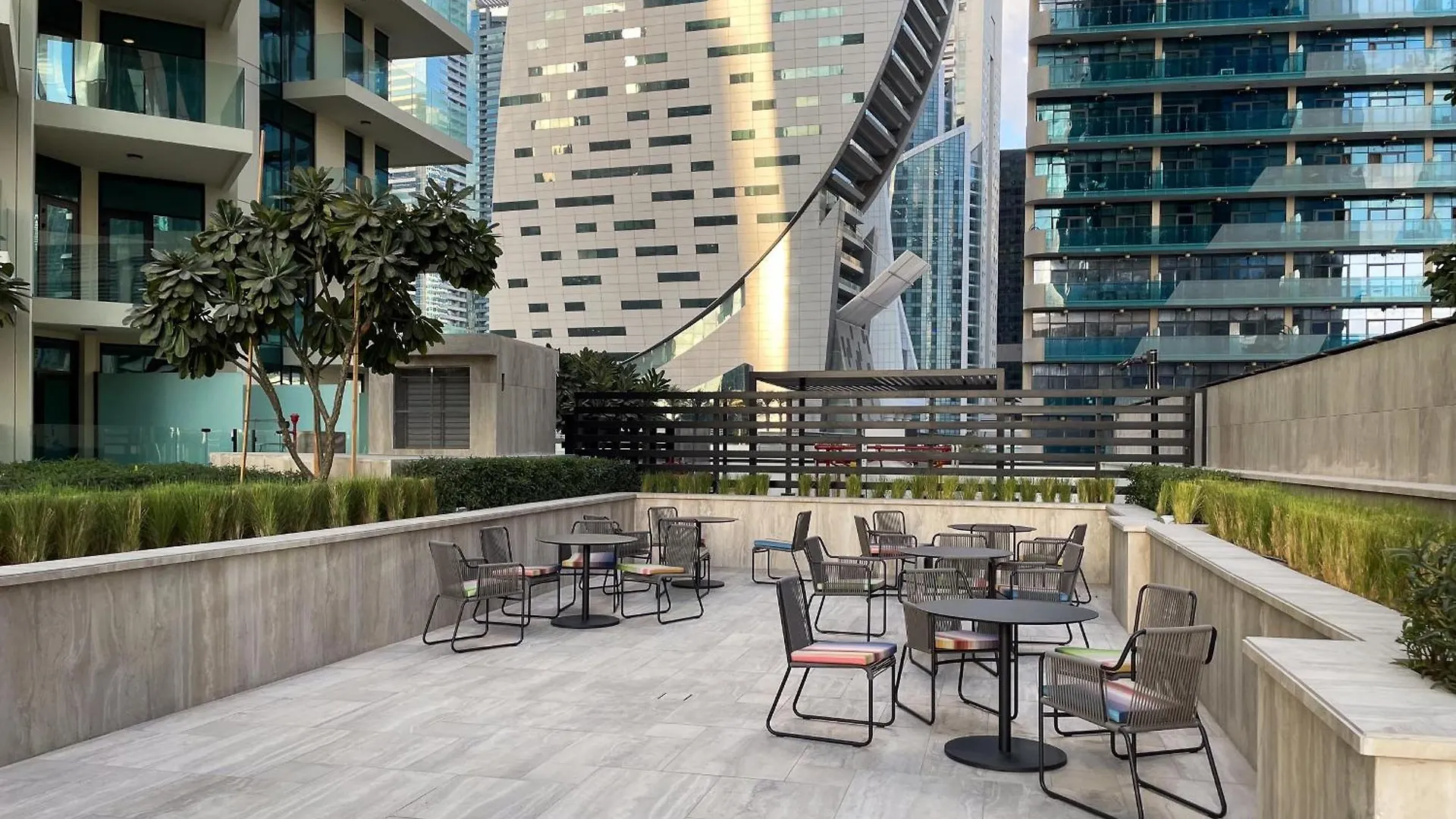 Simply Comfort In Missoni Top Floor With Sea, Canal And Burj Khalifa Views ドバイ