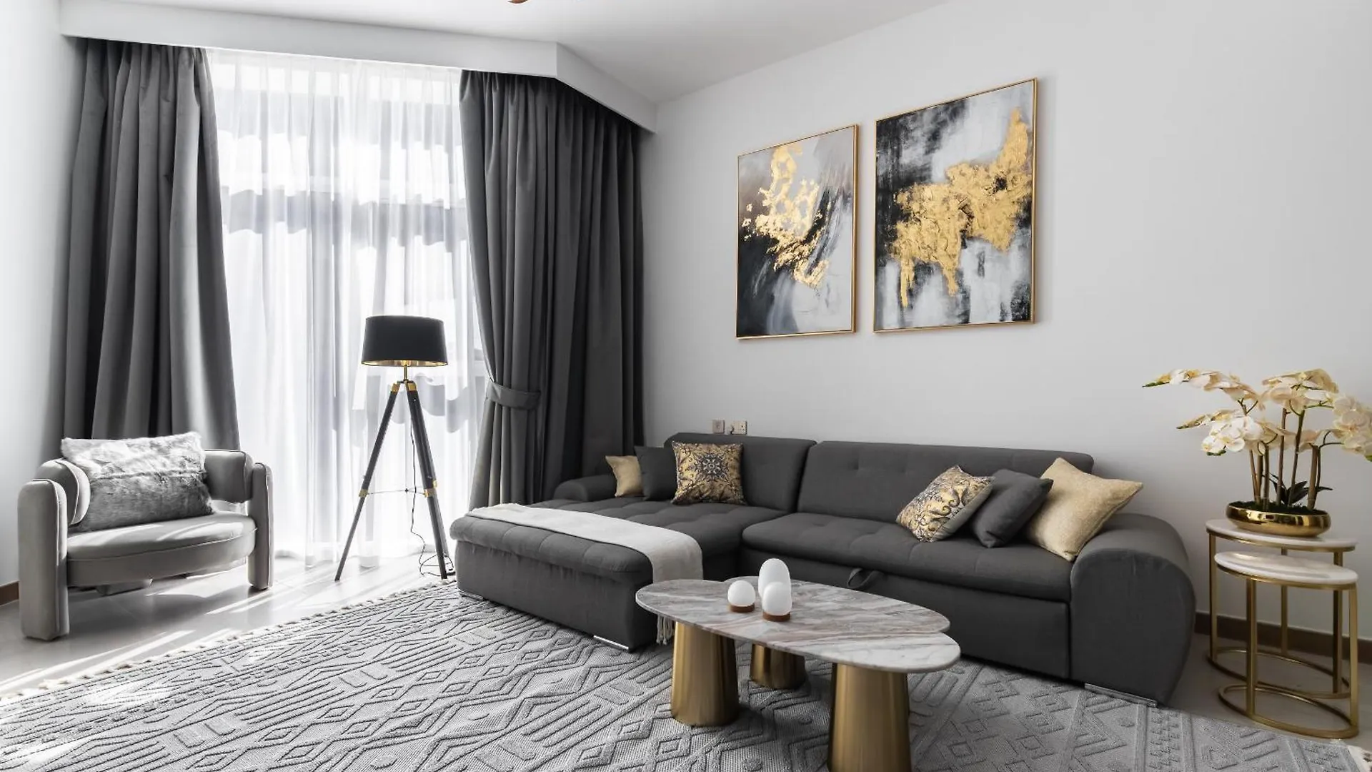 アパート Simply Comfort In Missoni Top Floor With Sea, Canal And Burj Khalifa Views ドバイ