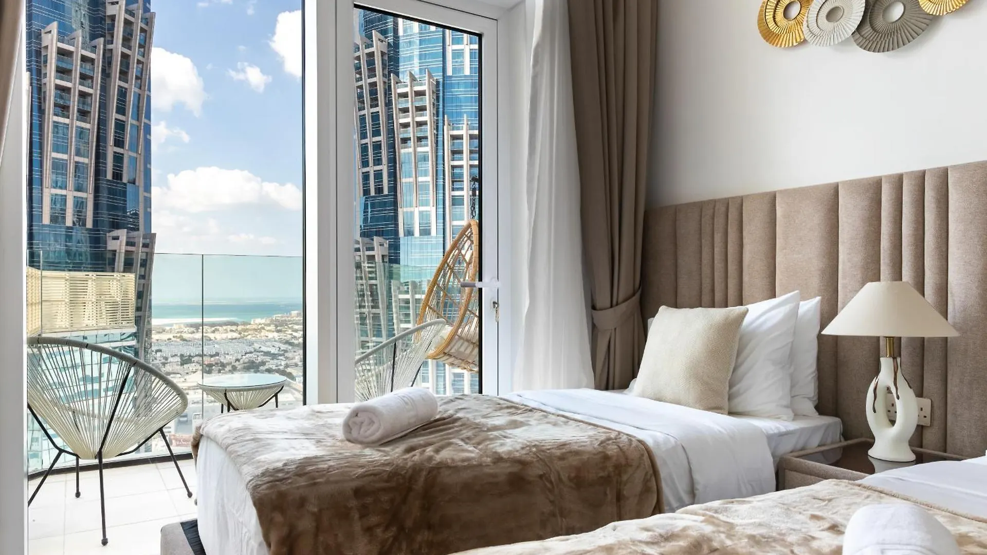 Simply Comfort In Missoni Top Floor With Sea, Canal And Burj Khalifa Views ドバイ アパート